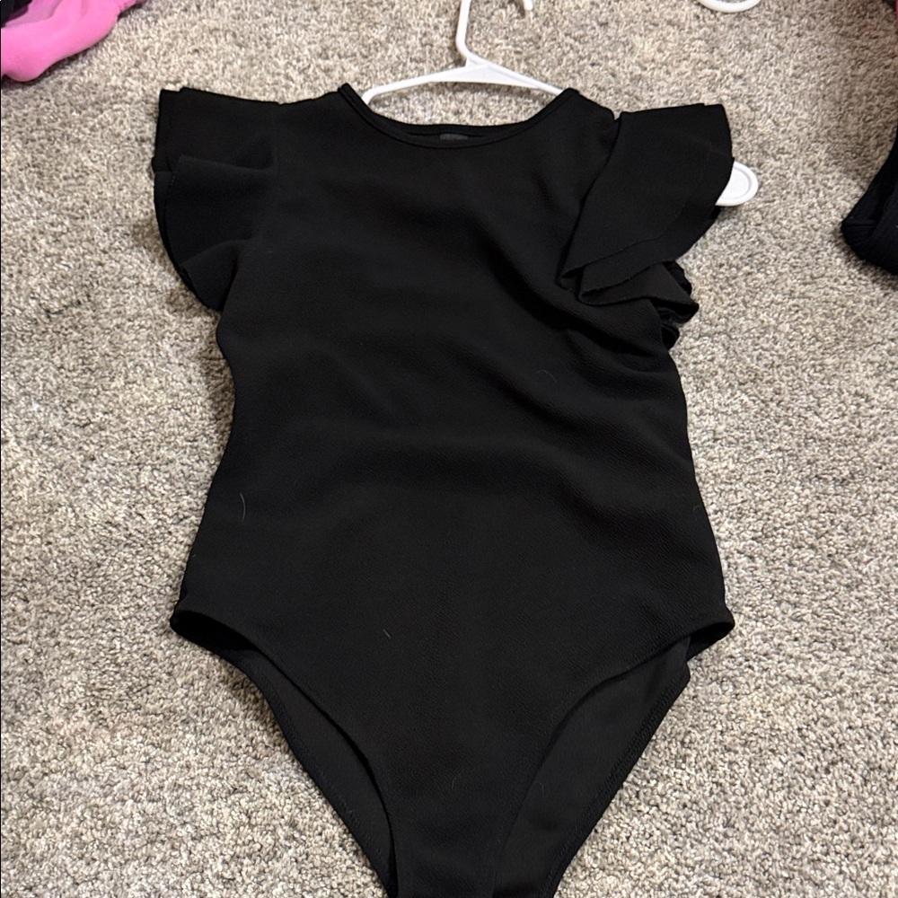 SHEIN Black Ruffle Sleeve Bodysuit